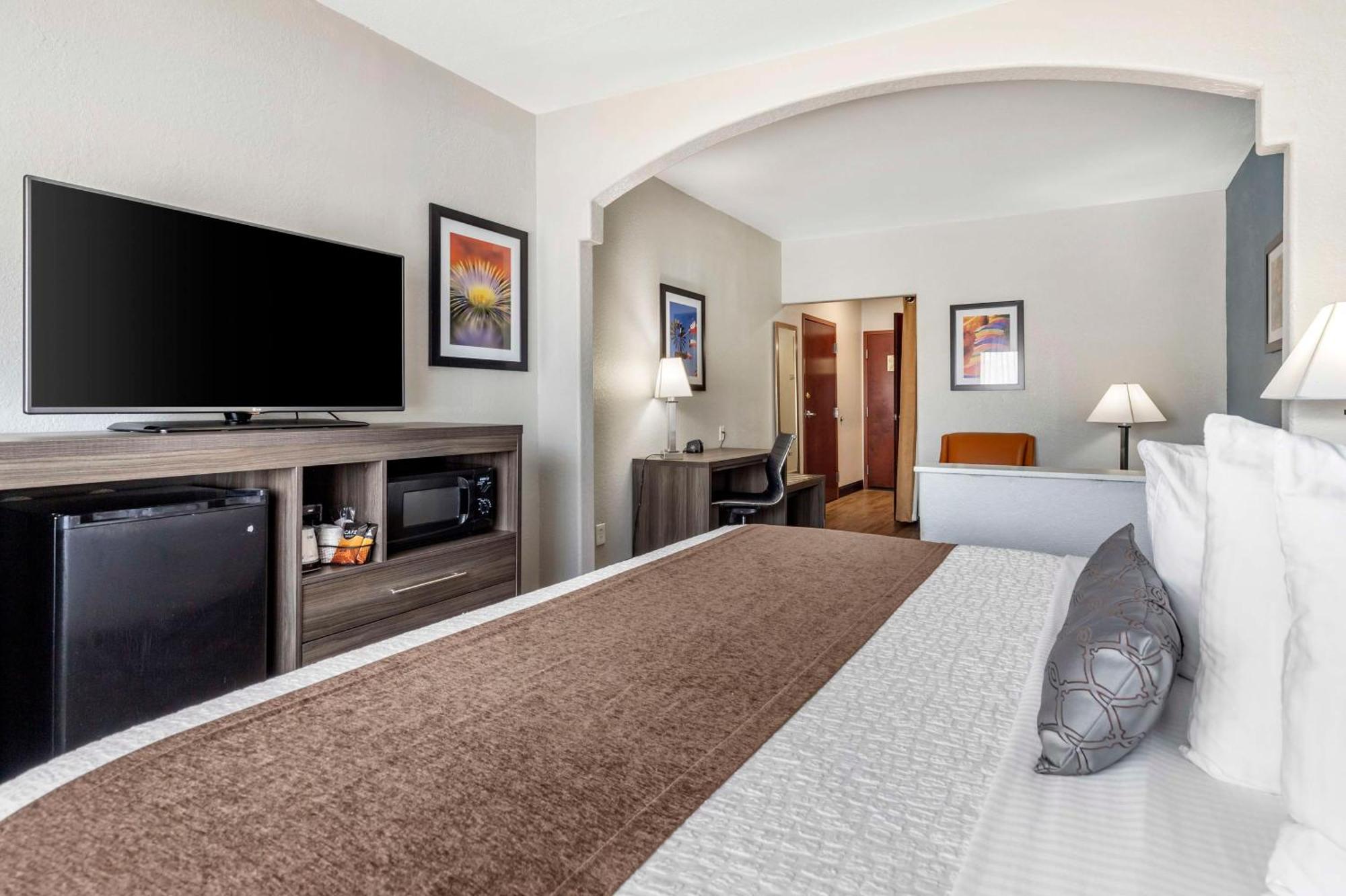 Best Western Plus Victoria Inn & Suites Dış mekan fotoğraf