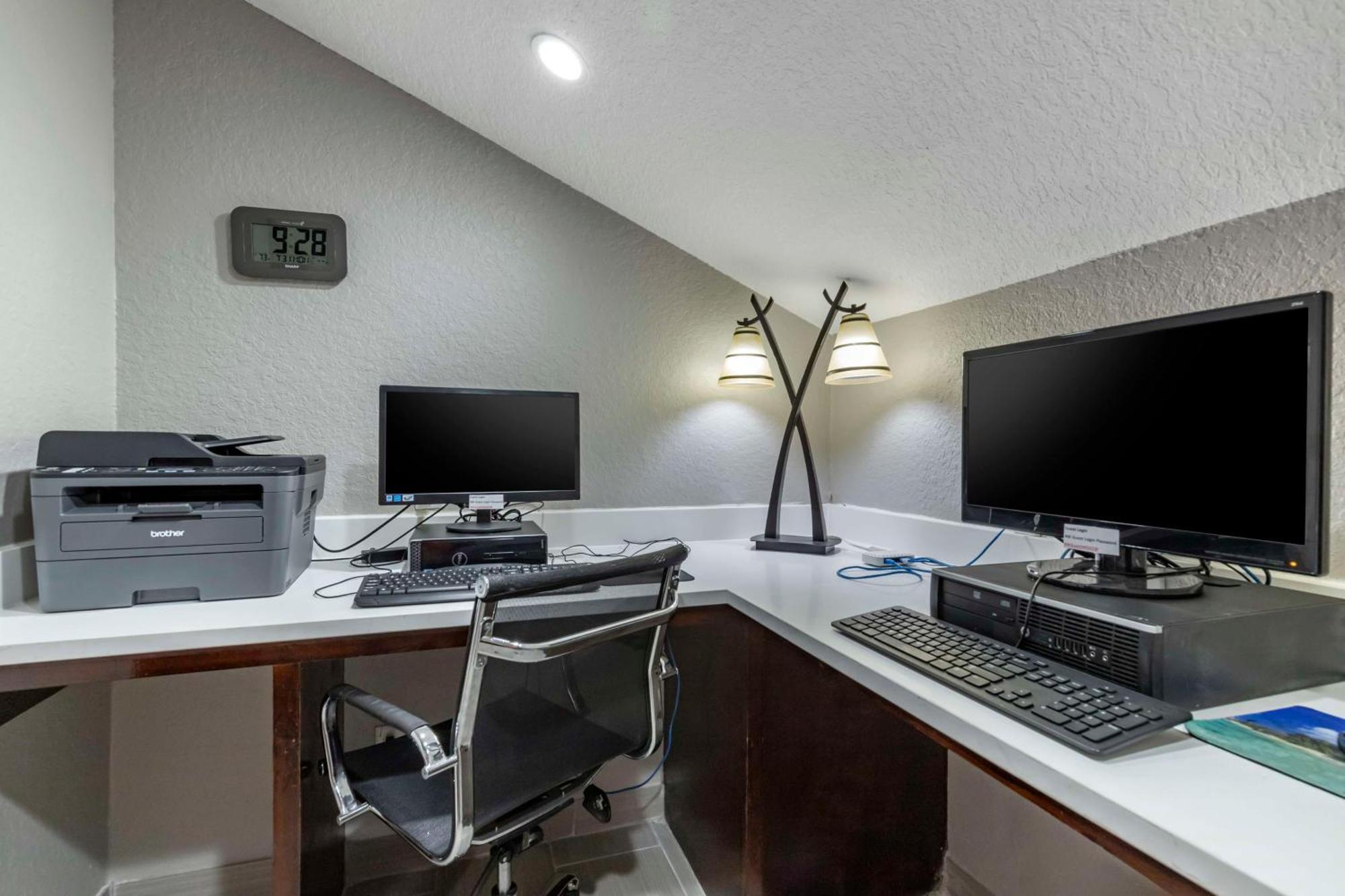 Best Western Plus Victoria Inn & Suites Dış mekan fotoğraf